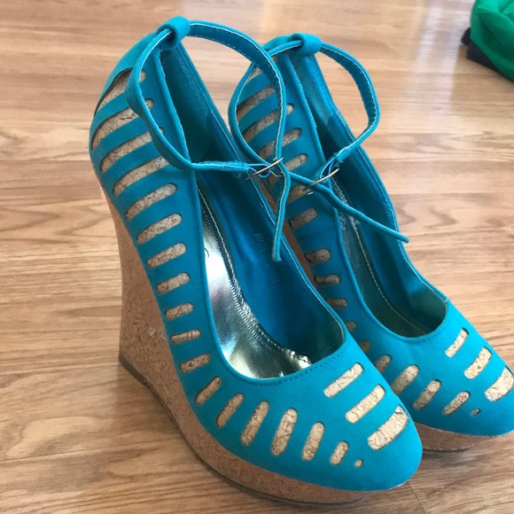 Db Dk fashion wedge school dance size 7 1/2 - Picture 1 of 5